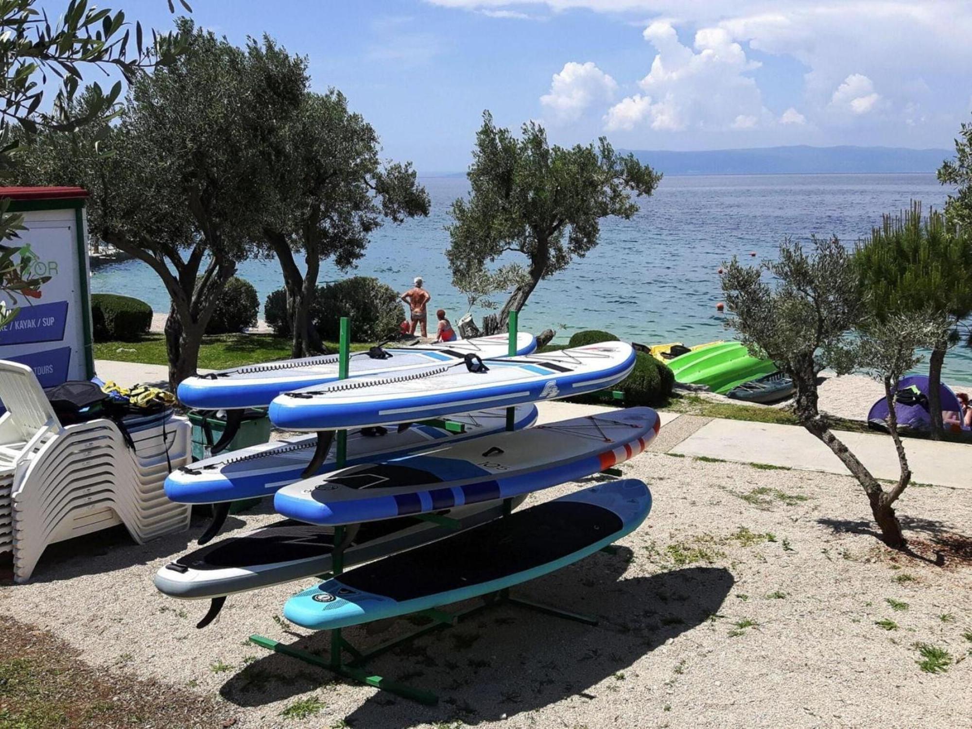 Mobile Homes In Camp Kovacine, Cres, With Long Pebble Beach المظهر الخارجي الصورة
